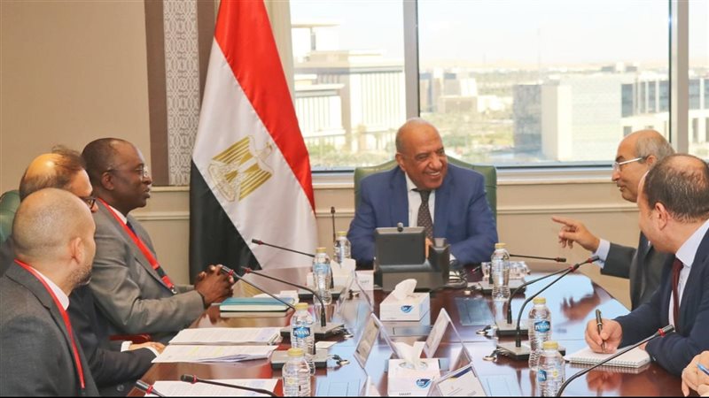 الدكتور محمود عصمت