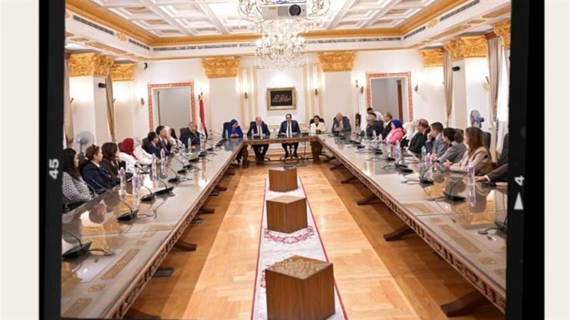 اجتماع جامعة القاهرة