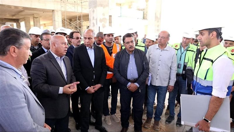 الكدواني يستقبل كامل