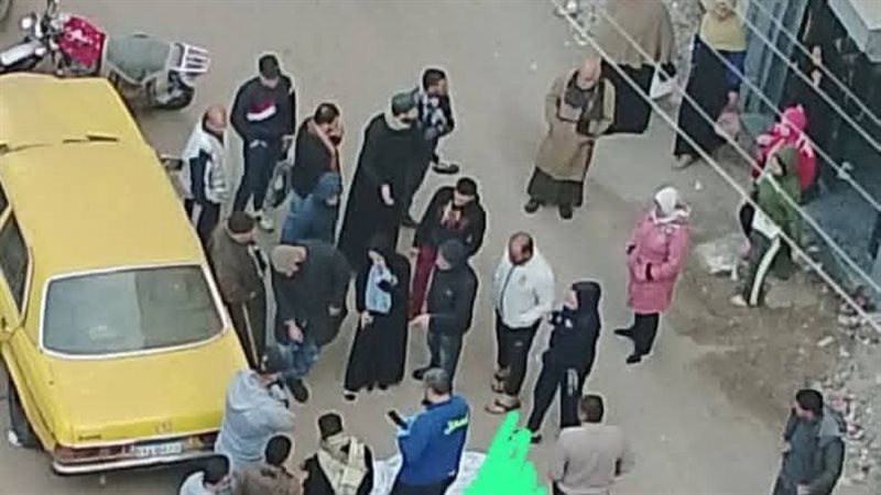 طالبة تنهي حياتها