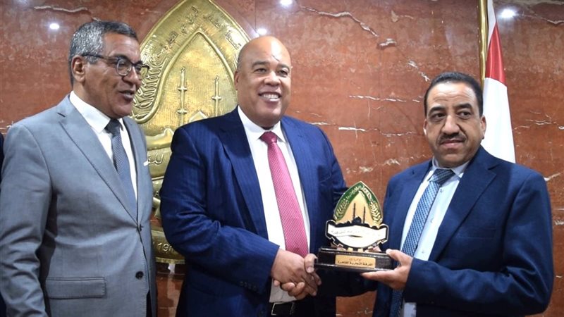 وفد اقتصادي مغربي