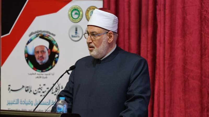 الدكتور محمد الضويني