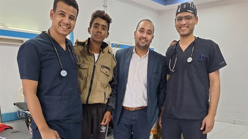فريق طبي