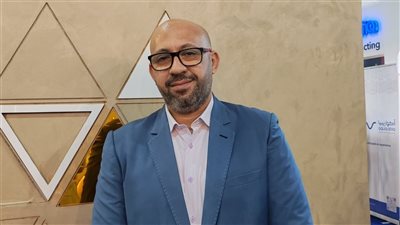 عضو اتحاد الغرف التجارية: 
