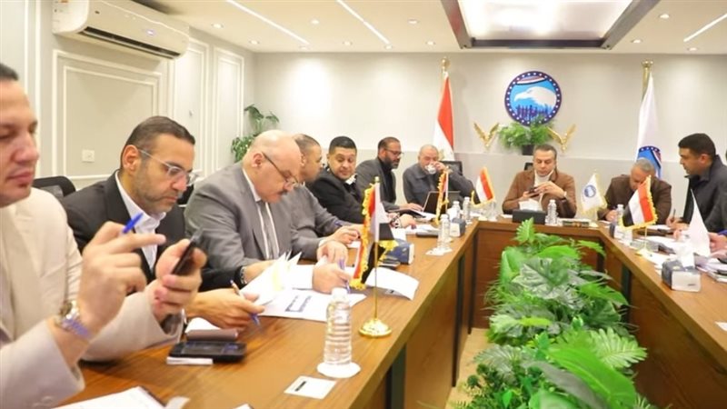 غرفة عمليات مستقبل