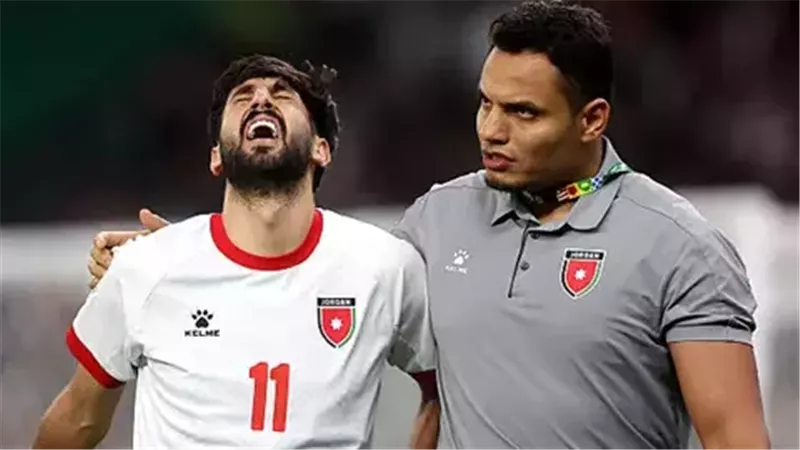 يزن النعيمات، فيتو