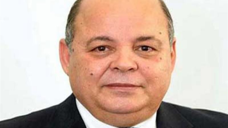 الراحل الدكتور محمد