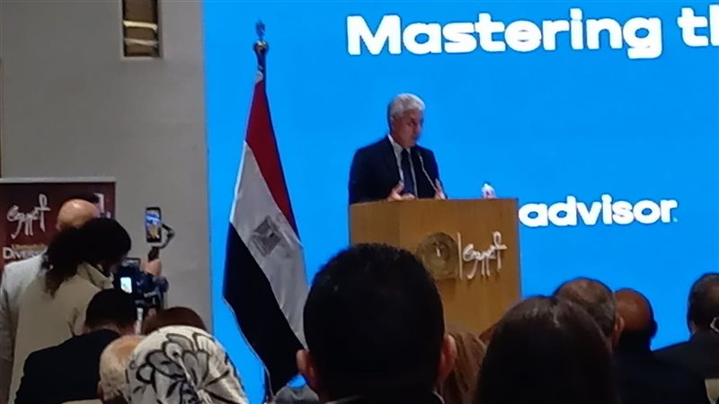 شريف فتحي وزير السياحة
