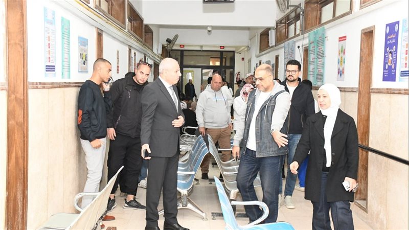 رئيس جامعة قناة السويس