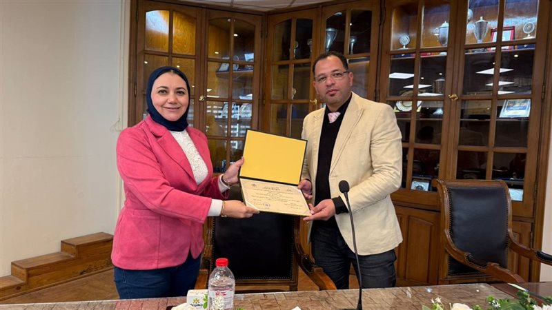 جامعة عين شمس 