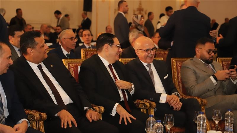  مؤتمرقمة المرأة