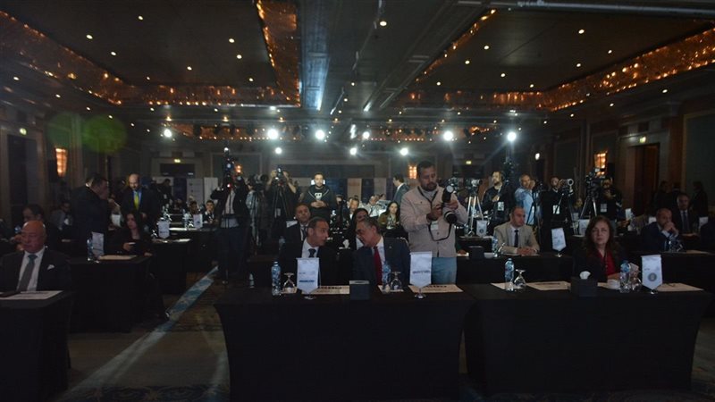 رئيس البورصة فى حديث