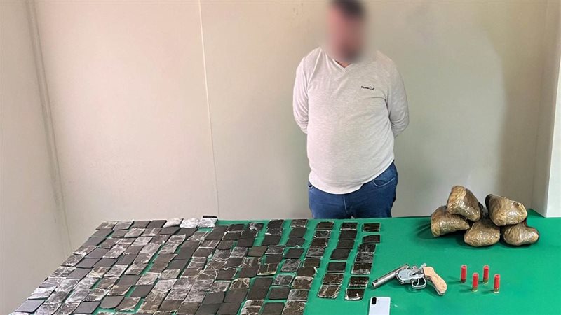 ضبط متهم بحيازة مخدرات
