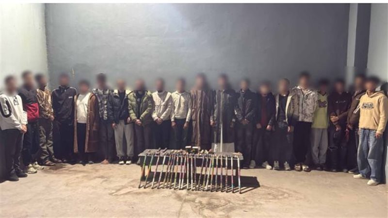 القبض على 20 شخصا