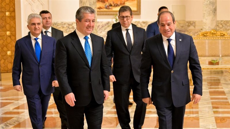 السيسي ورئيس حكومة
