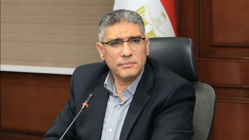 محافظ الجيزة 