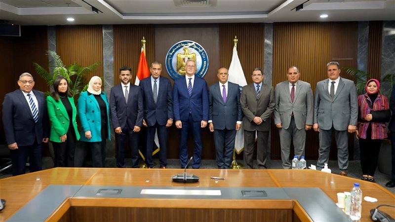 البترول، فيتو 