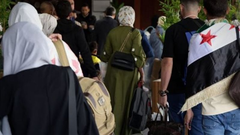 السوريون العائدون