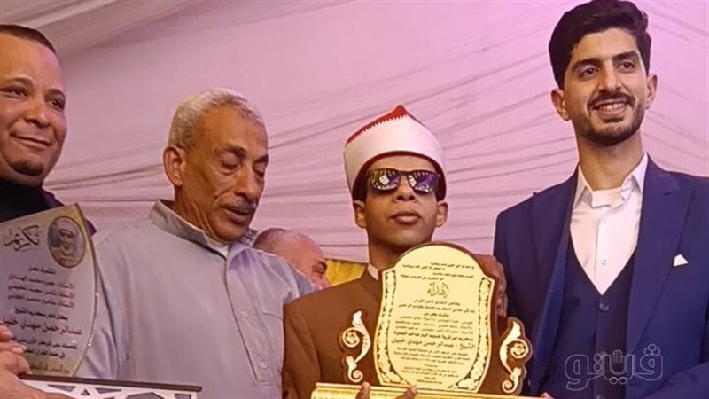سيارة ورحلة عمرة