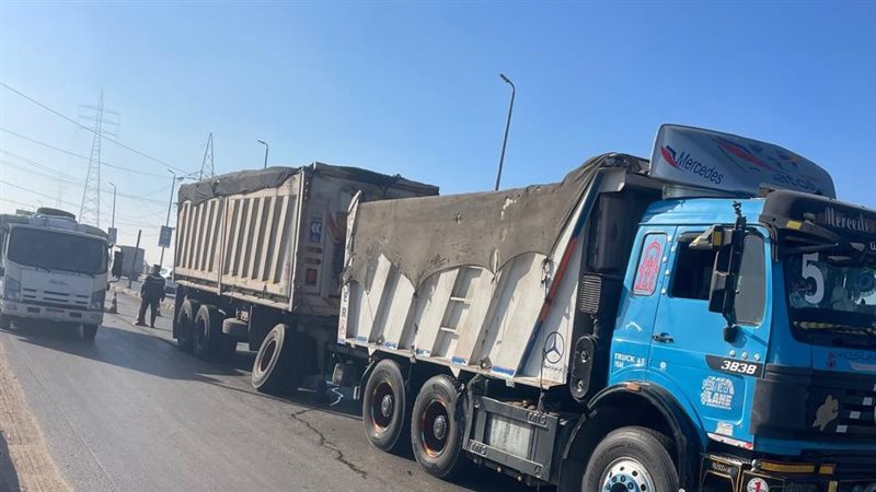 تعطل سيارة علي كوبري