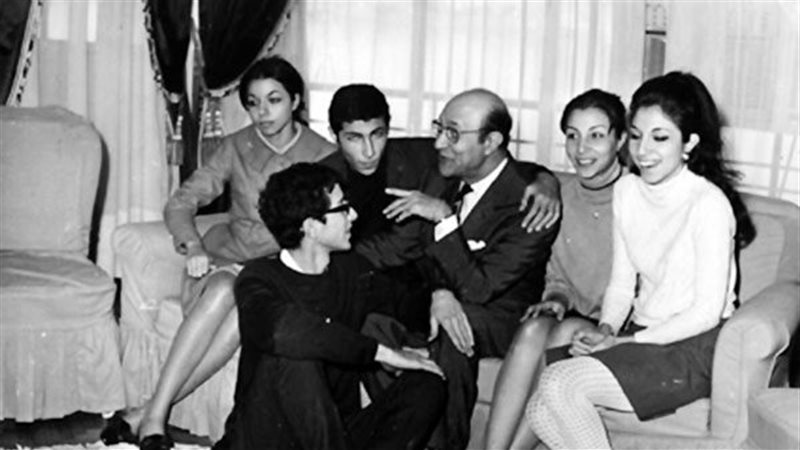 محمد عبد الوهاب مع
