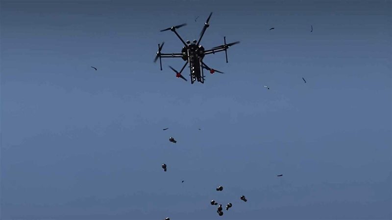 طائرة مسيرة، فيتو
