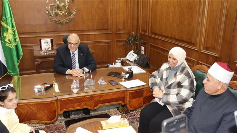 محافظ القليوبية خلال