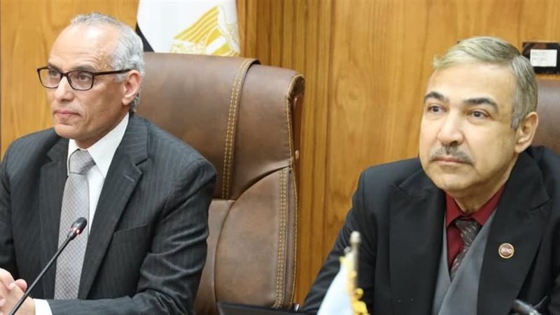 رئيس المركز القومي