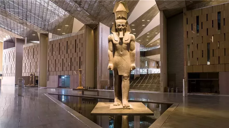المتحف المصري الكبير،