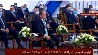  السيسي: تريليون و700 مليون جنيه تكلفة تطوير قطاع النقل