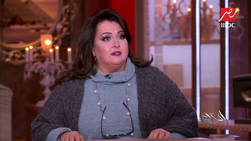 خبيرة التاروو بسنت