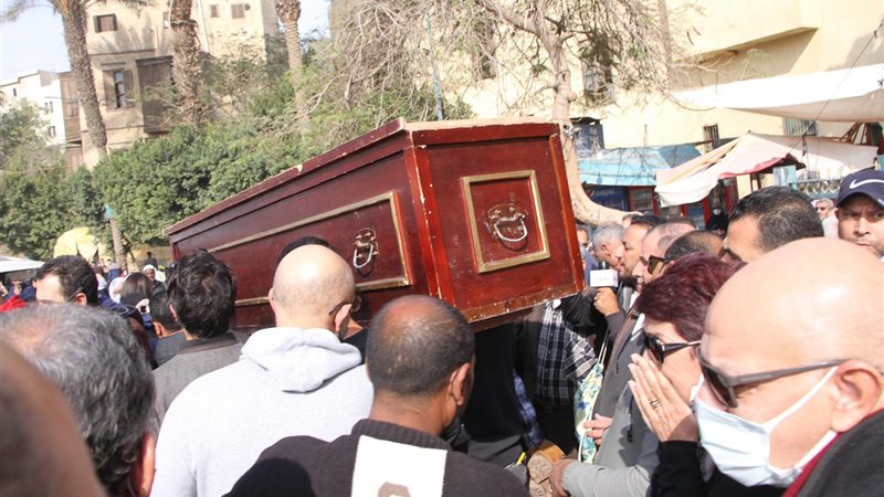 جنازة الإعلامية عزة
