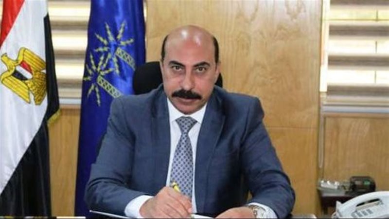محافظ أسوان اللواء