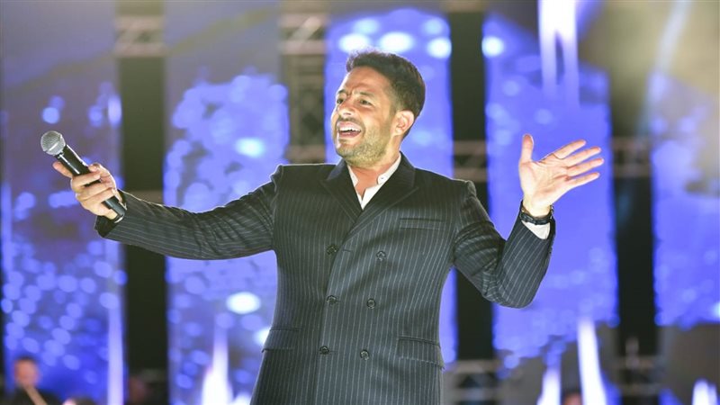  الميجا ستار محمد