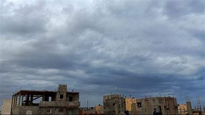 انخفاض درجات الحرارة وسماء ملبدة بالغيوم في شمال سيناء | صور