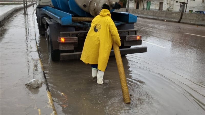 مياه الأمطار تغرق