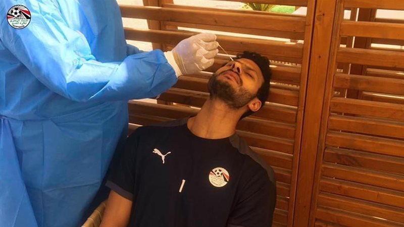 لاعبو منتخب مصر يخضعون