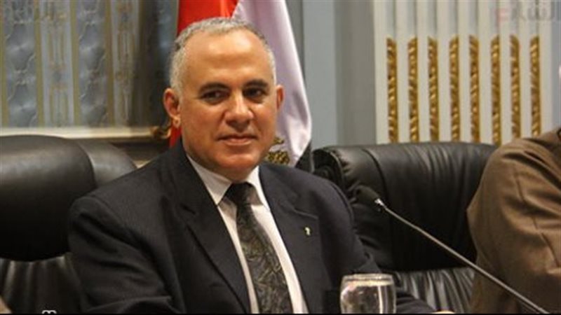 وزير الري الدكتور