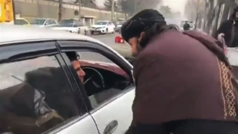 احد عناصر طالبان