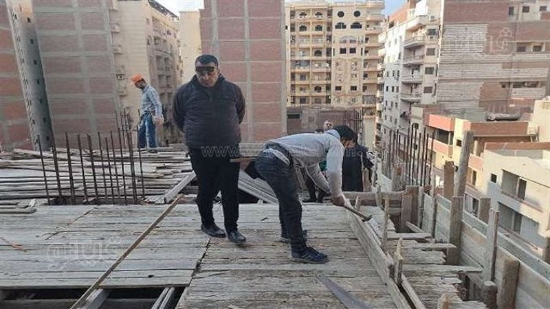 البناء العشوائي 