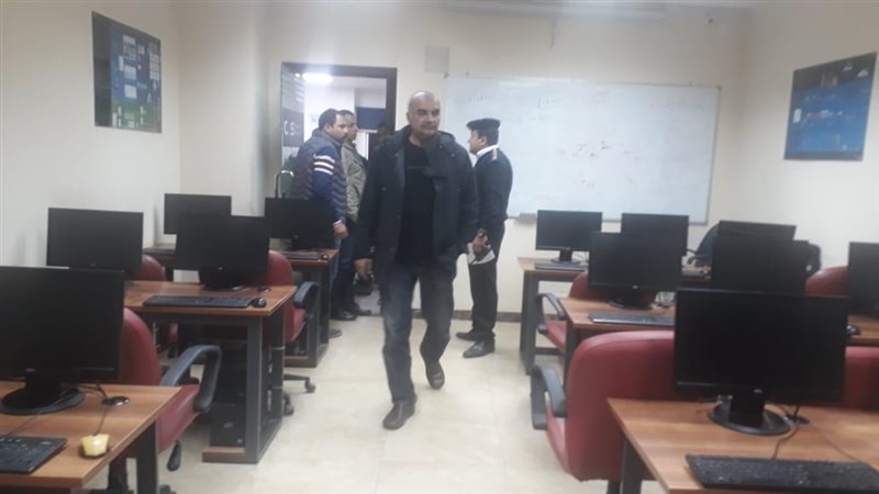 غلق سنتر تعليمي في
