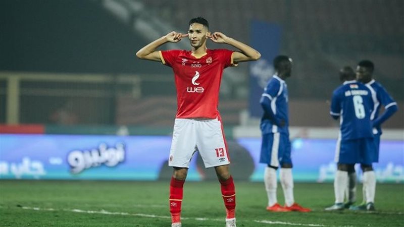 بدر بانون لاعب الأهلي