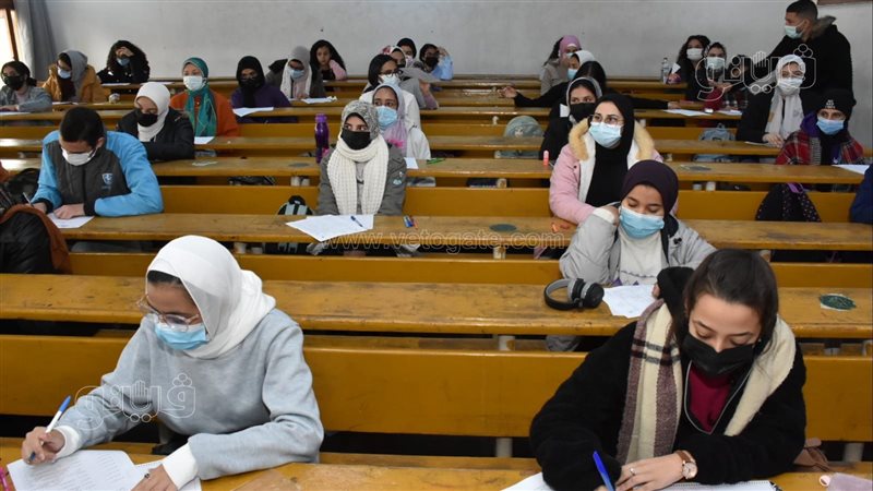 كلية الآداب جامعة