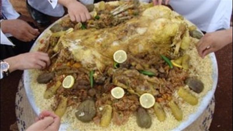 وليمة 
