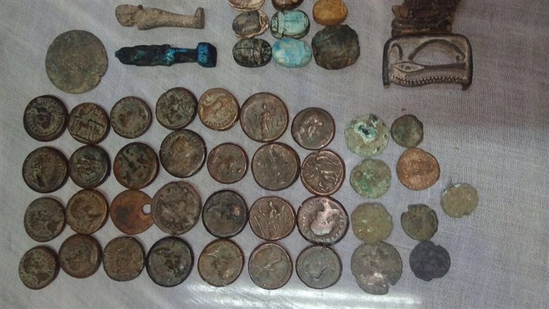 قطع أثرية - ارشيفية