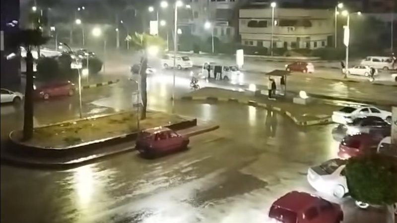 الامطار تغرق مدينة