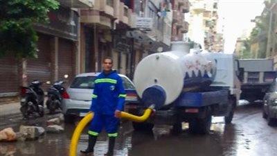 استمرار الأمطار الغزيرة على أنحاء متفرقة من الإسكندرية (صور) 