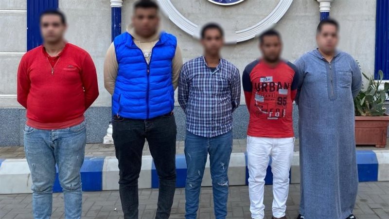 المتهمين 