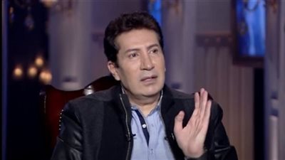 هاني رمزي يكشف موعد ومكان تشييع جنازة وعزاء والدته
