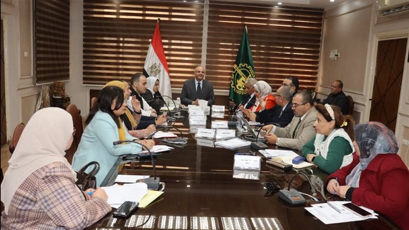 محافظ القليوبية خلال